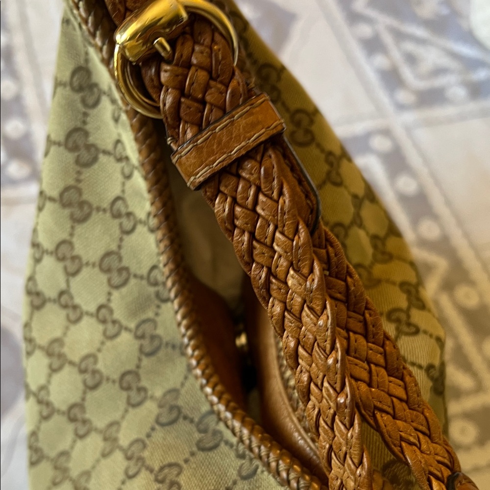 Gucci Beige Brown Monogram Hobo Bag - Picture 8 of 16